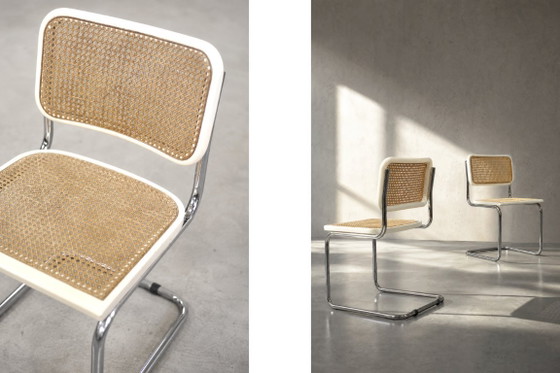 Image 1 of Chaises vintage italiennes modernes du milieu du siècle, en bois blanc et osier français, lot de 2