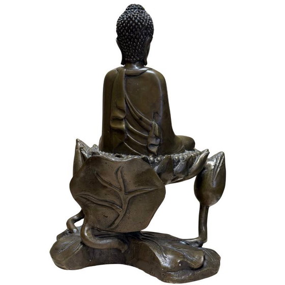 Buda de Bronce Macizo sobre Base de Loto – Principios del Siglo XX – Símbolo de Tranquilidad y Equilibrio (photo 5 of 10)
