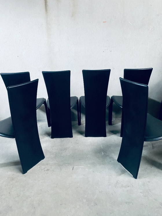 Image 1 of 6 x Schwarze Leder-Esszimmerstühle von Pietro Costantini, italienisches Design, 1980
