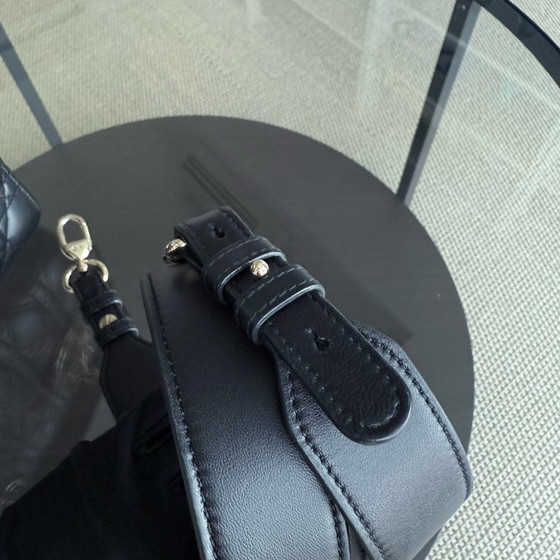 Image 1 of DIOR LADY SMALL - CANNAGE LAMMLEDER SCHWARZ GOLDENE BESCHLÄGE