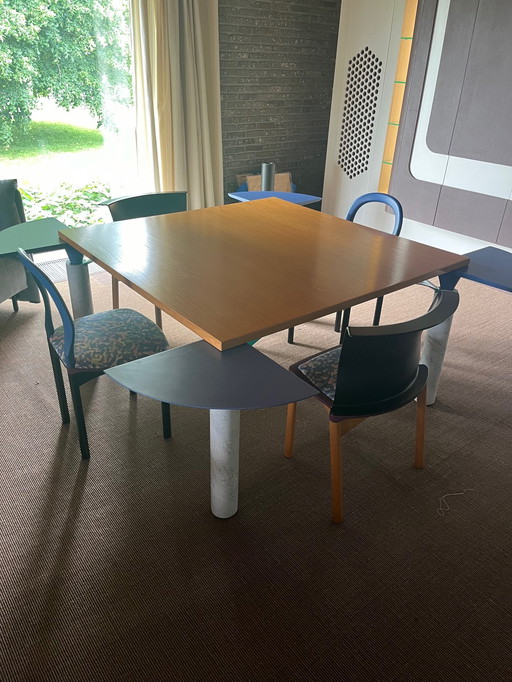 CASSINA 1xTABLE with 4xChairs, 1xCAST with removable frame, 3x1 seater