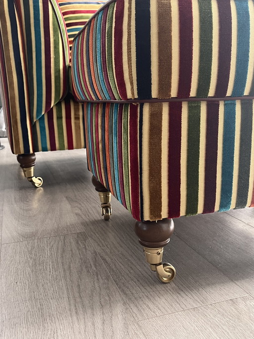 Design fauteuil met hocker