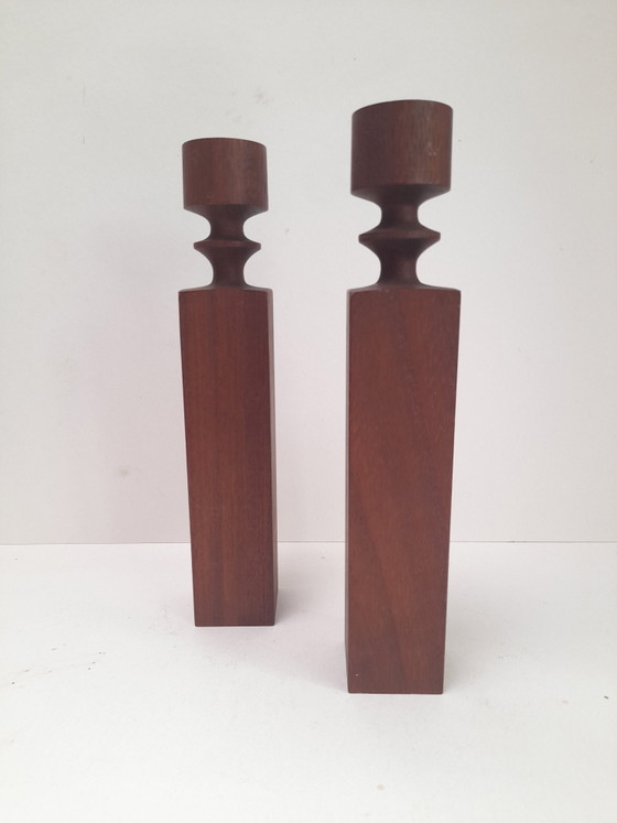 Image 1 of Paire de grands bougeoirs en teak danois 50s