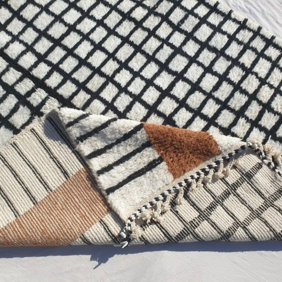 Image 1 of Tapis marocain traditionnel en laine 250cmx200cm