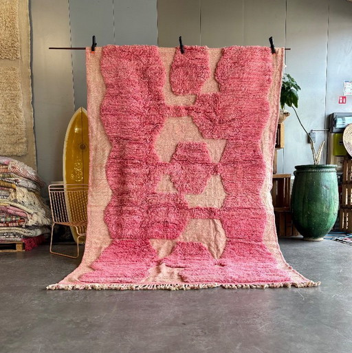 Roze Marokkaans wollen vloerkleed 200x320 cm - Handgeweven boho vloerkleed met geometrisch patroon