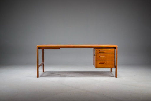 Model 52 Teak Executive Desk by Henry Rosengren Hansen for Brande Møbelindustri, 1960s