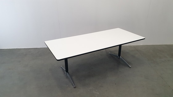 Image 1 of Table design Eames Vitra Herman Miller blanc xl