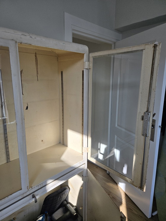 Image 1 of Armoire à pharmacie vintage