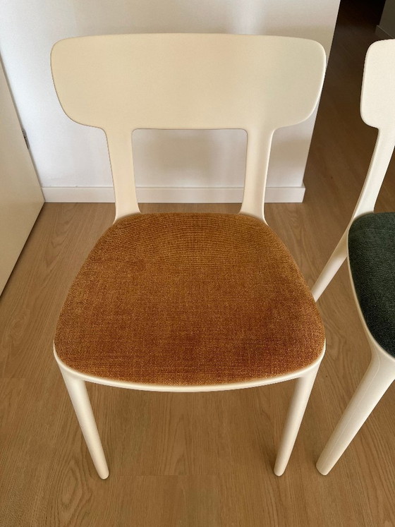 Image 1 of 4x Infiniti Canova chairs (RAL9001, green/orange)