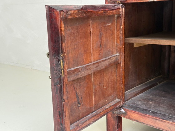 Image 1 of Commode traditionnelle chinoise | XIXe siècle | Bois d'orme