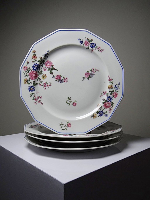 4 Bernardaud Limoges porcelain dinner plates with floral decoration from the 1920s-1950s