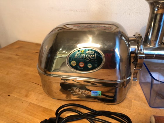 Image 1 of Estrattore di succo Angel 7500