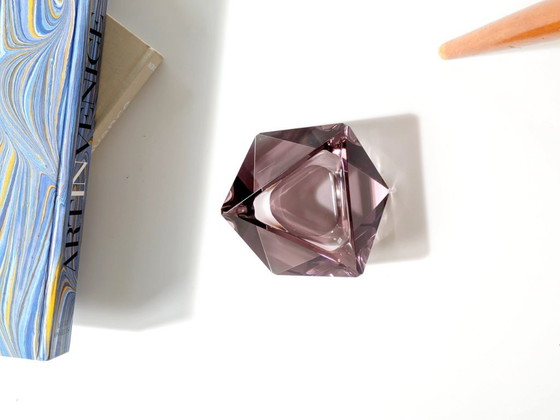 Image 1 of Coupe en verre de Murano des années 1960 | Améthyste facettée en forme de diamant | Verre d'art italien