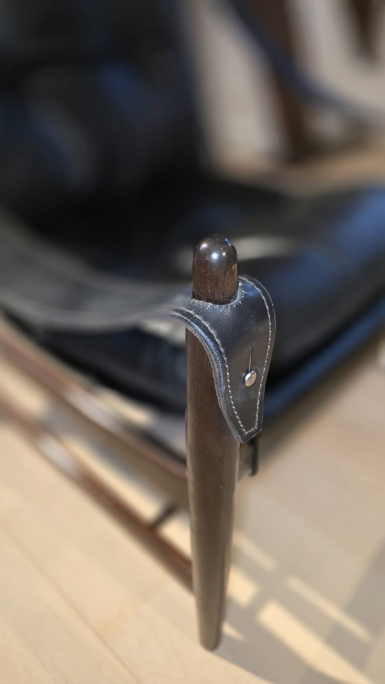 Schwarzes Vollnarbenleder Skandinavisches Safari Sitzecke Set – 1960er Jahre – Wood, Leather (photo 7 of 8)