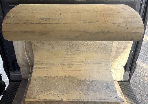 Betonnen straatlantaarn "Borne" van Le Corbusier