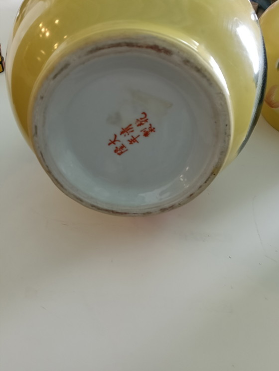 Image 1 of 2 Chinese vases