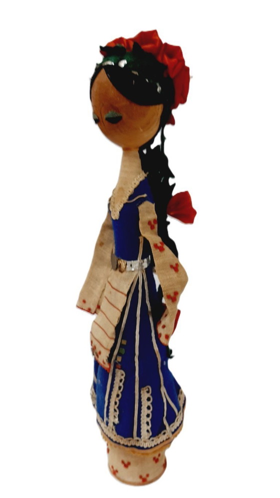 Image 1 of Antieke grote houten volkspop