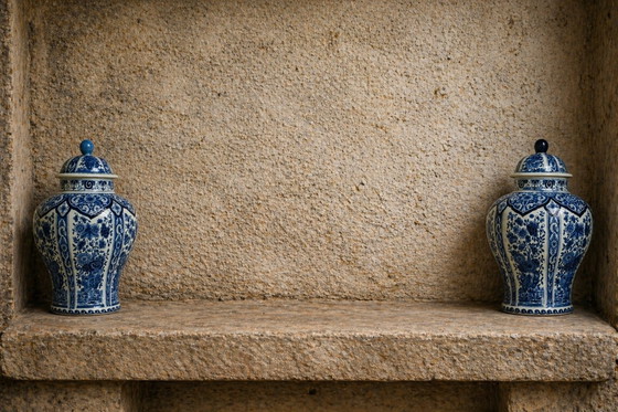 Image 1 of Large pair of blue and white Delft covered pots, floral decoration, 18th-century style