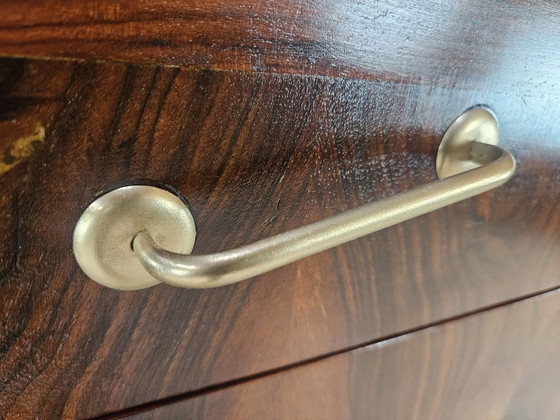 Image 1 of Art Deco commode in mahonie en roze esdoorn met spiegelblad.