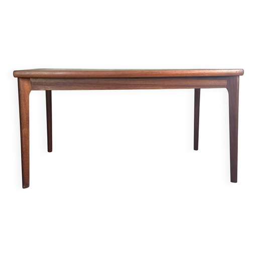 Vintage Scandinavian rectangular table in teak.