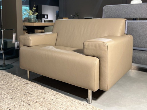 Sandfarbenes Zweisitzer-Sofa 25%