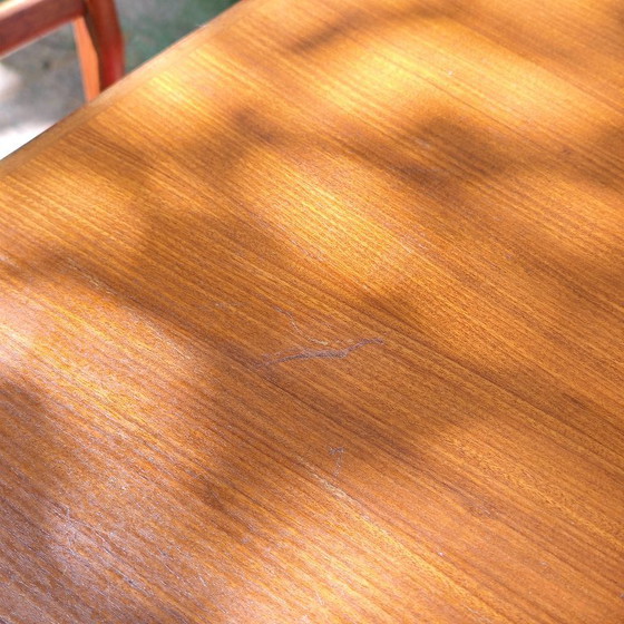 Image 1 of Set da pranzo vintage con 4 sedie e tavolo allungabile.