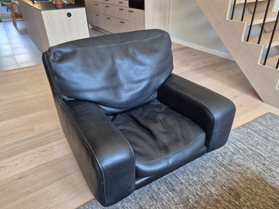 Modern Black Sofa Set Made of Solid Buffalo Leather – Rivet Lozano - Miura (photo 6 of 8)