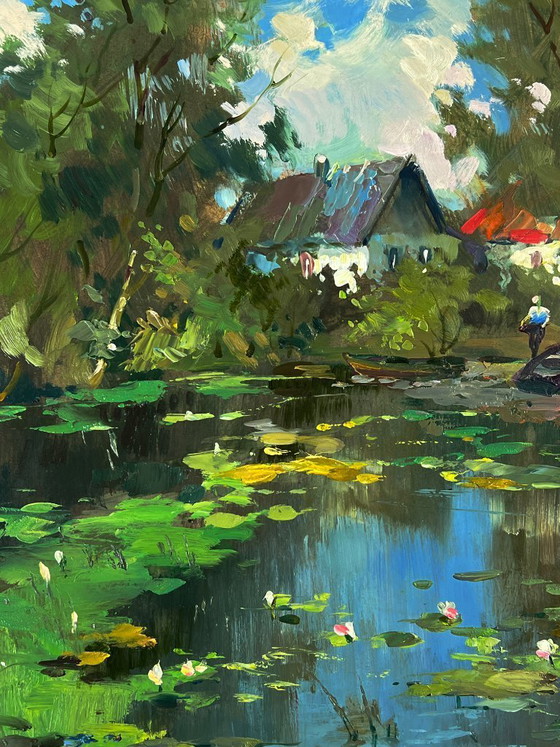 Image 1 of Peinture à l'huile originale représentant un paysage naturel, une campagne, un village et un lac derrière les arbres.
