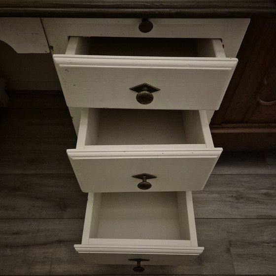 Image 1 of Secreter/escritorio blanco antiguo