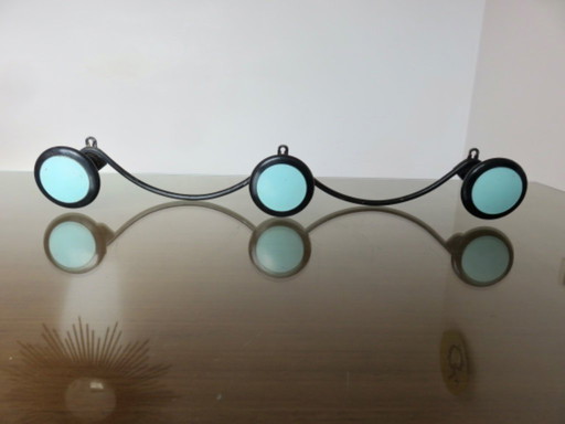Perchero de pared, 3 ganchos de baquelita, años 50/60