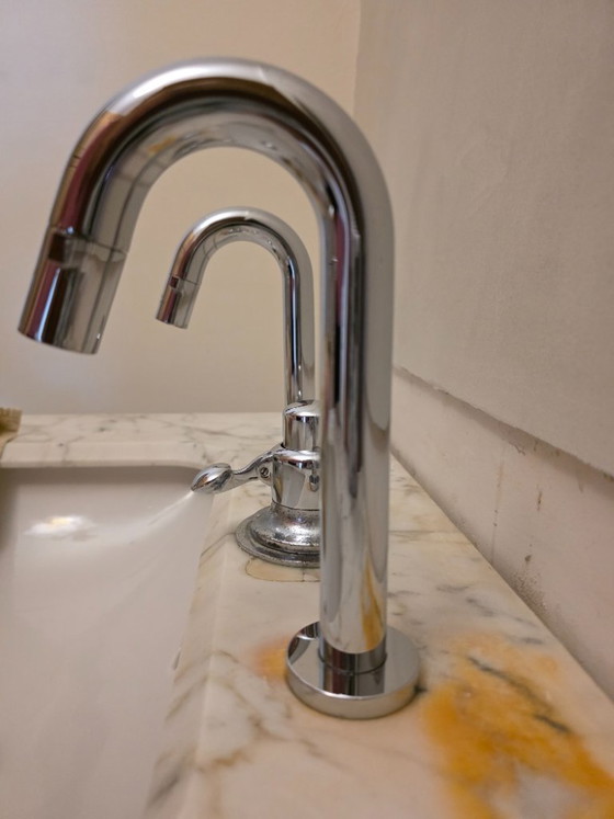Image 1 of Marble washbasin with mirror