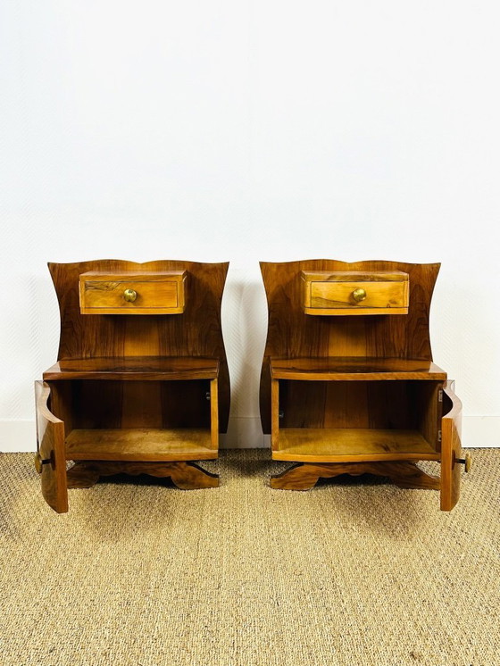 Image 1 of Pair of Art Deco bedside tables in walnut, 1940