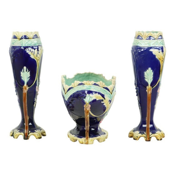 Image 1 of Art Nouveau Barbotine Majolica Vazen Jardinière Set van 3