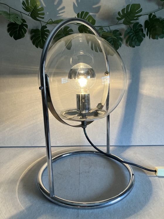 Image 1 of Lampada da tavolo Space Age Ball in vetro e metallo, anni '70 Staff