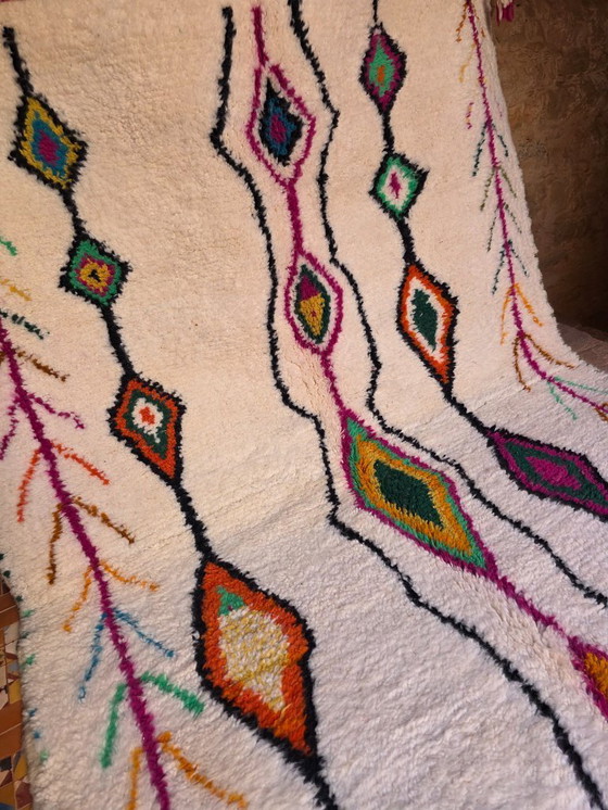 Image 1 of Moroccan Azilal Plush rug 246 x 163 cm 