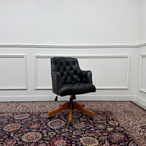 Zwarte Engelse Chesterfield Bureaustoel