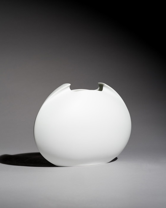 Image 1 of Lino Sabattini TASCA Vase ROSENTHAL Bisque Porcelain Postmodern Minimalism 20x27