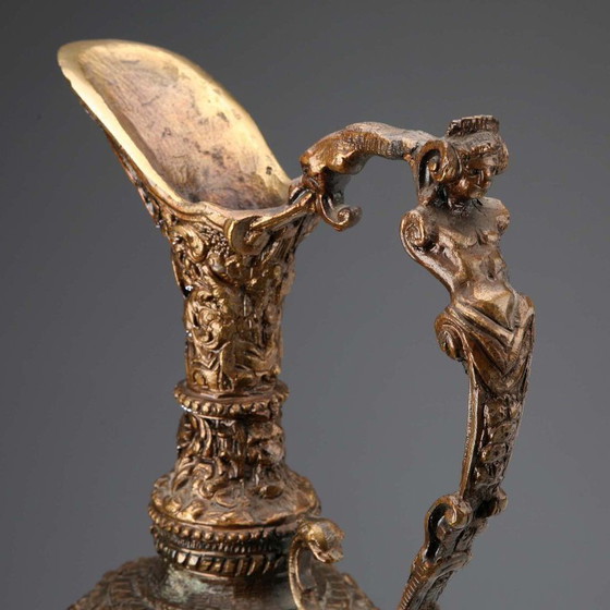 Image 1 of Cruche en bronze