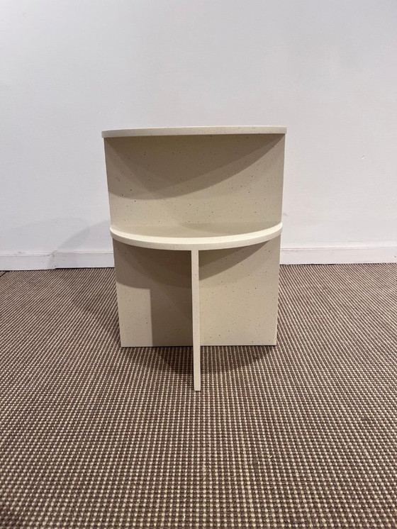 Image 1 of Table d'appoint Muuto Half