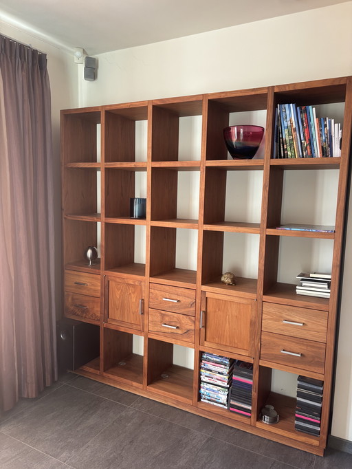Boeken-, vakken-, wandkast notenhout 