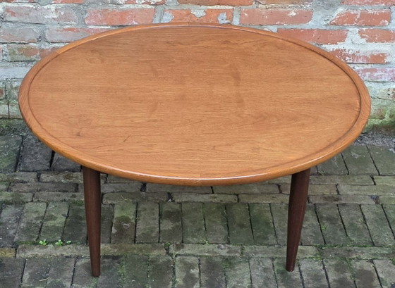 Vintage Coffee table. Scandinavian design. 1960s, Wood, Brown (photo 8 of 8)