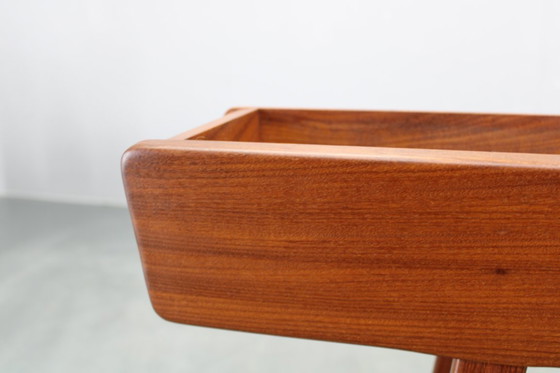 Image 1 of Jardinière danoise en bois, style milieu du XXe siècle, avec base en teck