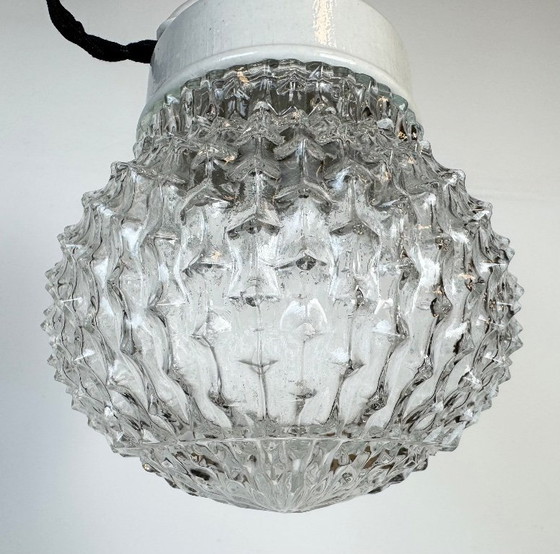 Image 1 of Suspension vintage en porcelaine blanche, années 1970