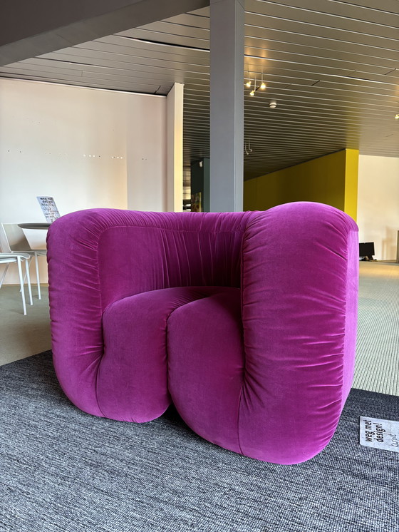 Image 1 of Poltrona lounge Desede DS 707 in velluto fucsia, modello da esposizione LP € 6.180