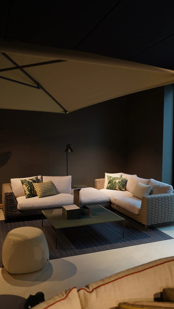 B&B Italia - Ray Composizione da Esterno con 3 Cuscini Decorativi – Accessori da giardino, Modern (photo 2 of 4)