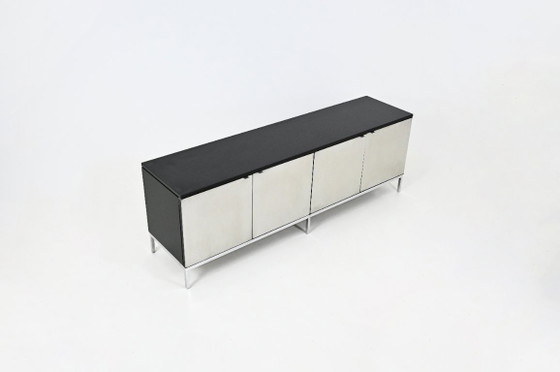 Credenza di Florence Knoll Bassett per Knoll, anni '60 – Credenze, Legno (photo 2 of 14)