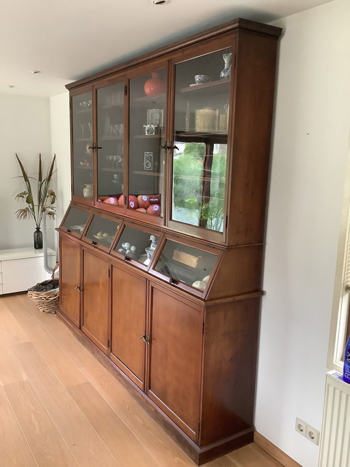 Antieke apothekerskast