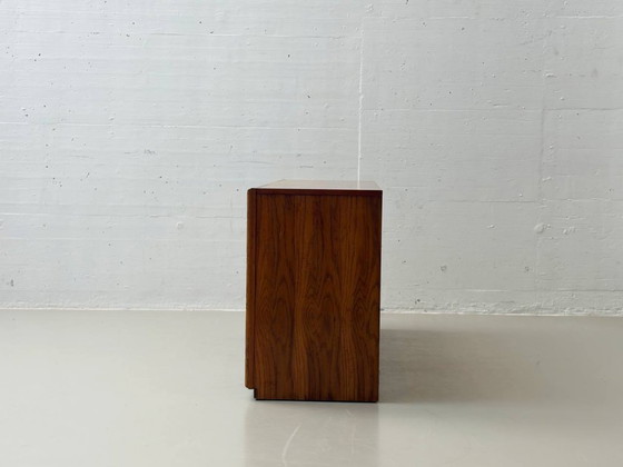 Image 1 of Credenza vintage con frontali in rattan e maniglie in ottone, Italia anni '70