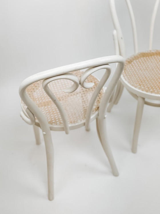 Image 1 of 2x Thonet stijl eetkamerstoelen