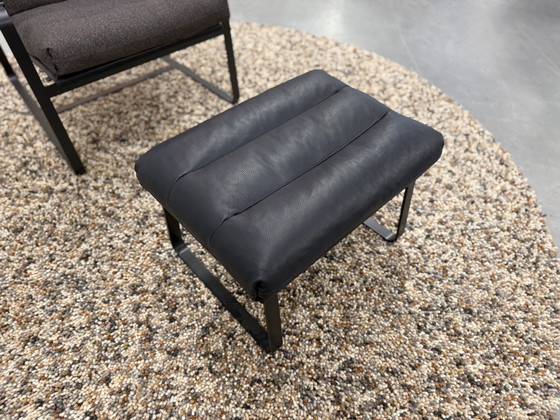 Image 1 of Leolux Indra Sessel mit Fußhocker Blauer Lederstoff